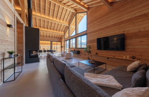 Forville Ski Chalet | Chalet 4 Friends - Relaxing Spa Retreat in Briançon