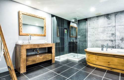 Lac-Tremblant-Nord Ski Chalet | Convenient Chalet Just 5 Minutes from the Slopes