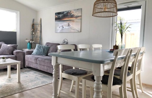 Sint Maarten Ski Chalet | Beachfront Chalet 538: Pet-Friendly Retreat with Pool