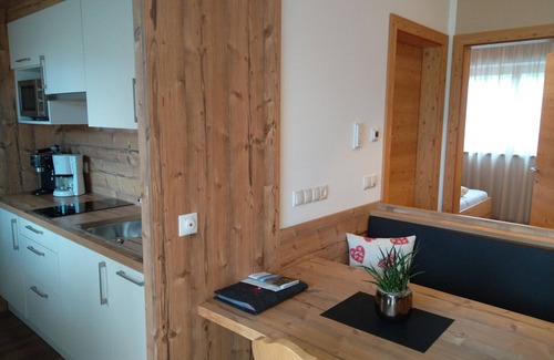 Tesimo Ski Chalet | Cozy Chalet with Mountain View, Pool & Wi-Fi Access