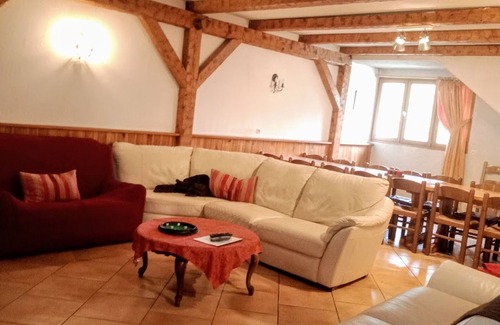 Monetier-les-Bains Ski Chalet | Spacious Chalet Le Monêtier-les-Bains for 25 Guests