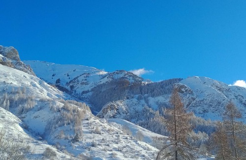 Monetier-les-Bains Ski Chalet | Spacious Chalet Le Monêtier-les-Bains for 25 Guests