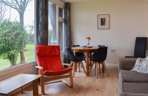 Mount Hawke House | Chalet 7 - A Family-Friendly Retreat for Every Traveler