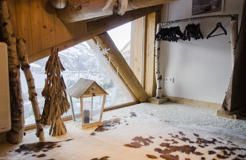 Le Villaret du Nial Ski Chalet | Comfortable Chalet with Breathtaking Views in Killy Space