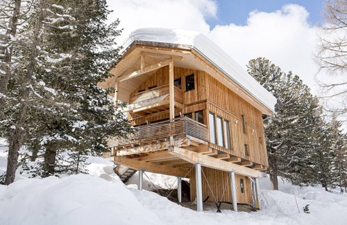 Turracher Hohe Ski Chalet | Indulge in Chalet #9 with IR-Sauna & Indoor Whirlpool