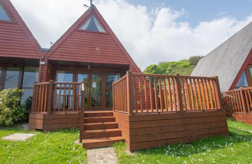 Martin House | Discover Chalet Ninetynine: Relax by Private Pool Retreat
