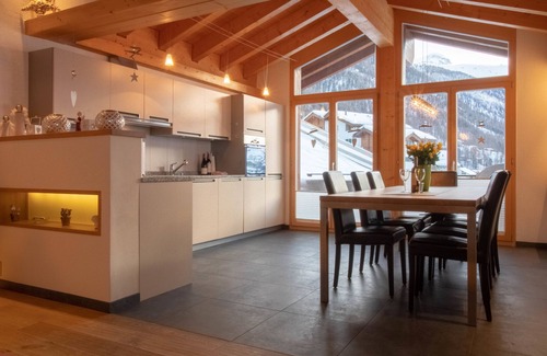 Zermatt Ski Chalet | Experience Chalet A la Casa: Pet-Friendly Retreat, 9.8 Rating