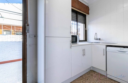 Punta Umbria House | Beachfront Chalet with Spa and Family-Friendly Amenities