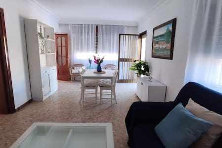 Punta Umbria House | Beachfront Chalet with Ocean Views and Pet-Friendly Vibes