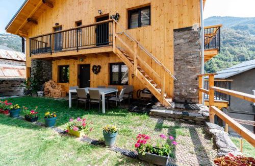 La Perriere Apartment | Inviting Chalet Agréable: Family & Pet-Friendly Retreat