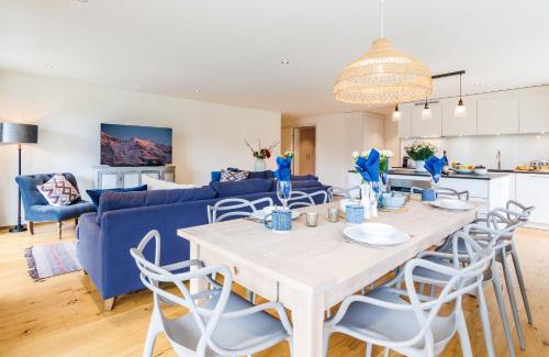 Wengen Apartment | Top-Rated Child-Friendly Retreat: Chalet Alpenheim 1