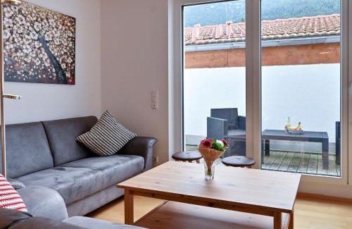 Steinach Apartment | Pet-Friendly Retreat at Chalet am Breitenberg - 4 Stars