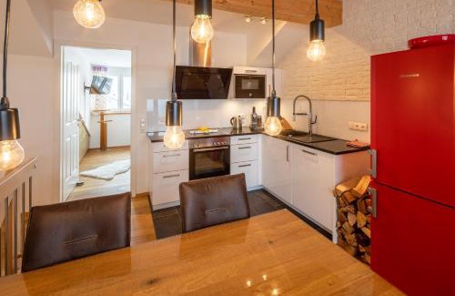 Steinach Apartment | Family-Friendly Retreat at Chalet am Breitenberg - Rated 9/10