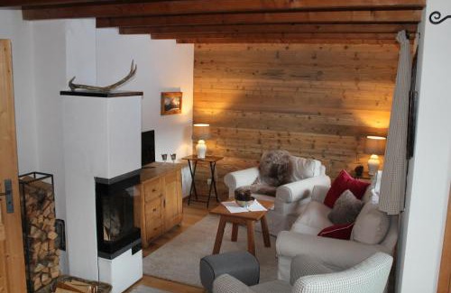 Kirchdorf in Tirol Apartment | Guest Rated 10/10: Chalet am wilden Kaiser Awaits You