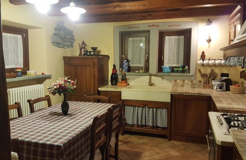 Antey-Saint-Andre Ski Chalet | Enchanting Chalet Antico: Family-Friendly with Kitchen Amenity