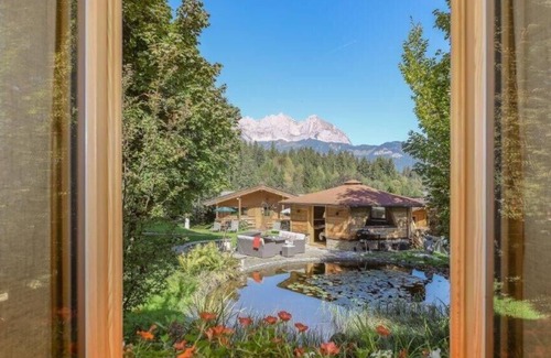 Oberndorf bei Kitzbuhel House | Elegant Chalet & Apartment at Gartenhotel Rosenhof, Kitzbühel