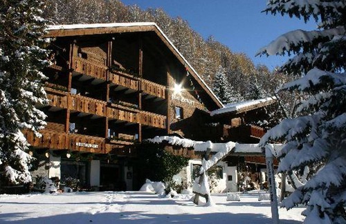 Heiligenblut Apartment | Family-Friendly Chalet Apartment at Senger - Ideal Retreat