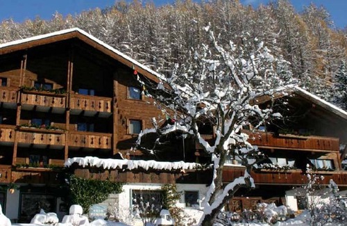 Heiligenblut Apartment | Family-Friendly Chalet Apartment at Senger - Ideal Retreat