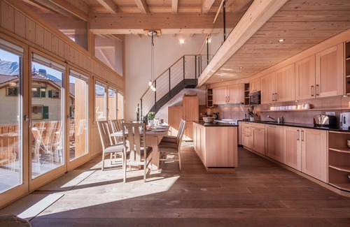 Wengen Apartment | Top-Rated Chalet Aquila 8 Penthouse with Spa & Kitchen