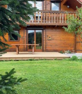 Arrentes-de-Corcieux Ski Chalet | Discover Chalet Aster: Oceanfront Escape Rated 9/10