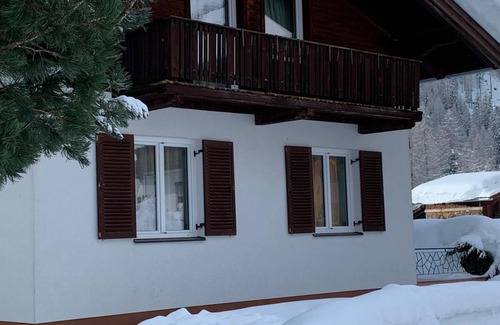 Unterrotte House | Chalet Roberto: Family-Friendly Retreat with Spa & Kitchen