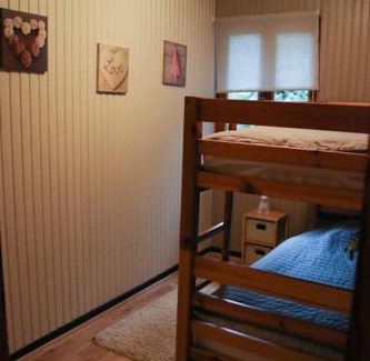 Saint-Quirin Ski Chalet | Cozy Chalet by the Water - Perfect for Families and Pets