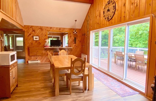 Saint Come Ski Chalet | Scenic Chalet au Bord de Leau Near Hiking and Ski Trails