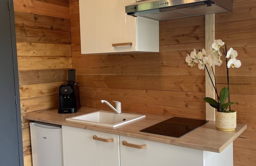 Roussayrolles Ski Chalet | Nature Retreat: Family & Pet Friendly Chalet Awaits You