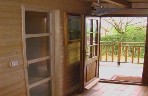 Aromas Ski Chalet | Cozy Chalet Authentic Log with Family-Friendly Amenities