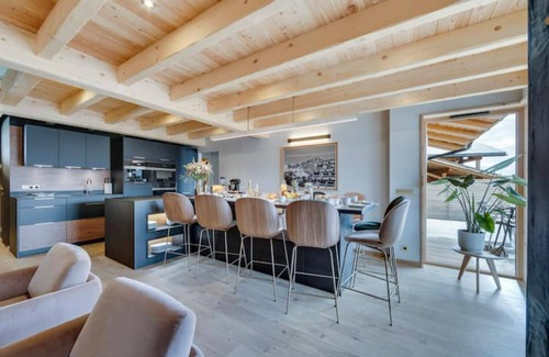 Arc-1600 Ski Chalet | Experience Chalet Béla Vya: Ski, Spa & Ocean Views