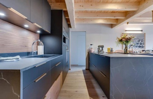 Arc-1600 Ski Chalet | Experience Chalet Béla Vya: Ski, Spa & Ocean Views