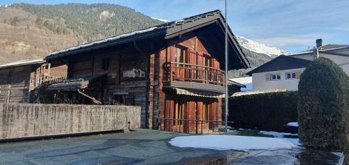 Le Chable Ski Chalet | Family-Friendly Chalet in Bagnes, Suisse - Highly Rated 9.6