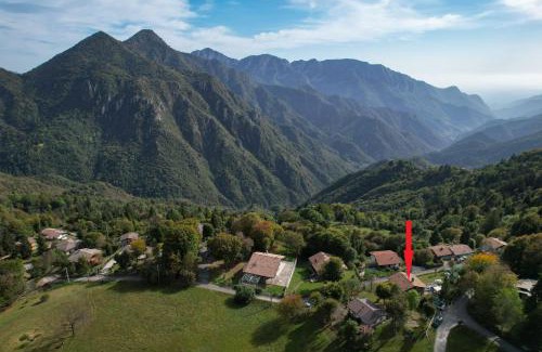 Treviso Bresciano Ski Chalet | Charming Chalet "Baita Cavacca" with Oceanfront Pool