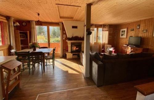 Les Praz-de-Chamonix Ski Chalet | Family-Friendly Chalet Baraka in Chamonix les Praz Awaits