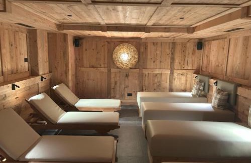 Livinallongo del Col di Lana Hotel | Experience Oceanfront Bliss at Chalet Barbara, Rated 9.4/10