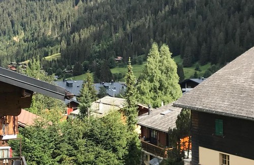 Morgins Apartment | Pet-Friendly Retreat at Chalet Beauroc – Rated 8.4/10