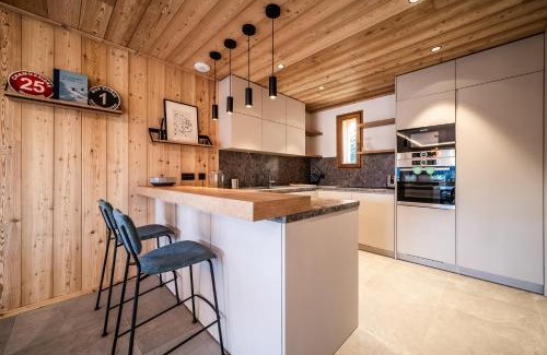La Cote-d'Arbroz Ski Chalet | Elegant Chalet Bellatrix Morzine: Guest Rated 10/10 Stay