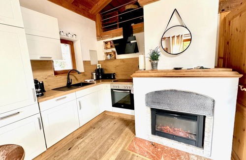 Kitzbuehel Ski Chalet | Cozy Chalet Belle Kitz: Pool & Breakfast Included!