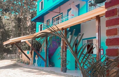 Praia da Enseada Ski Chalet | Family-Friendly Retreat at Chalet Bem Brasil - Book Now!