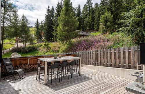 Casola Ski Chalet | Discover Chalet Bergfreund: Rated 9/10, Pet-Friendly Retreat