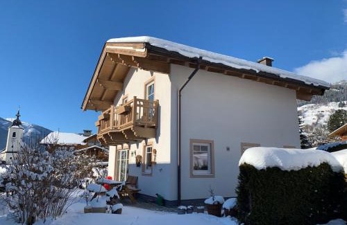 Walchen House | Family-Friendly Chalet Bergglück - Rated 8.8/10 by Guests
