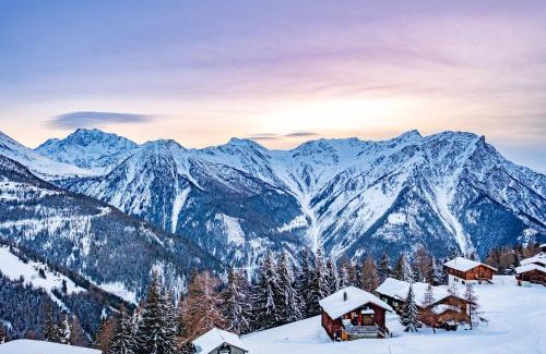 Rosswald Apartment | Child-Friendly Chalet Bergkristall - Guest Rated 9.8/10