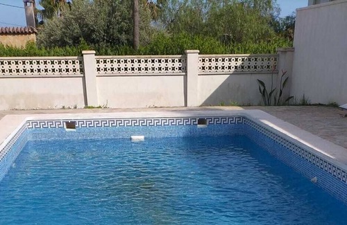 Alcanar Villa | Chalet between MER and MONTAGNE, 4 bedrooms, WIFI and free satellite TV