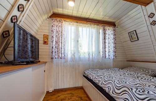 Strizovice Ski Chalet | Pet-Friendly Oceanfront Chalet Bily - Rated 9/10 by Guests