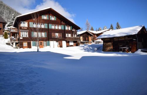 Murren Apartment | Book Your Stay at Chalet Bim Chilchli - Rated 9.2/10!