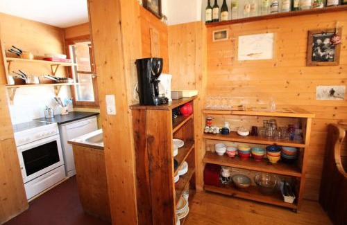 Les Almes Ski Chalet | Family-Friendly Chalet Bobech - Ideal for 6 Guests