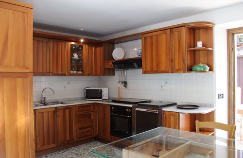 Tiarno di Sotto Ski Chalet | Welcoming Chalet Bucaneve: Family-Friendly Retreat Near Riva