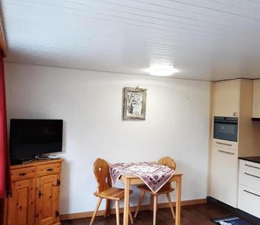 Grindelwald Apartment | Explore Chalet Burgstein: Child-Friendly Retreat Awaits