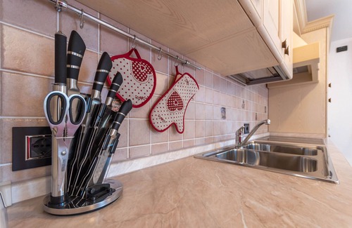 Mazzin Apartment | Family-Friendly Chalet Butterfly 2 with Kitchen Amenities