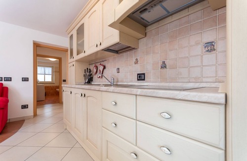 Mazzin Apartment | Family-Friendly Chalet Butterfly 2 with Kitchen Amenities
